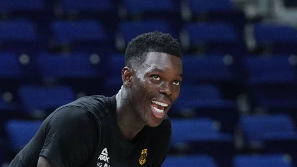 Dennis Schr&ouml;der beim Training der deutschen Basketball-Nationalmannschaft. - &copy; Soeren Stache/dpa
