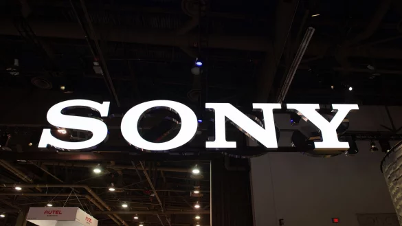 Das Logo des japanischen Elektronik-Konzerns Sony: Wie laufen die Geschäfte? - © Andrej Sokolow/dpa