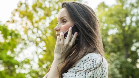 Scam-Calls bauen Druck auf, Angerufene sollen zu unbedachten Handlungen hingerissen werden. - &copy; Christin Klose/dpa-tmn