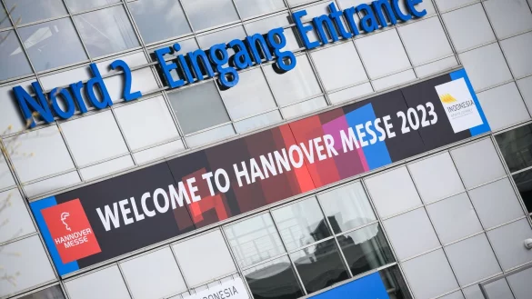 Wieder am Start: Die Hannover Messe fiel wegen der Pandemie 2020 in Pr&auml;senzform ganz aus. 2021 und 2022 gab es sie nur als digitale und verkleinerte Ausgabe. - &copy; Julian Stratenschulte/dpa