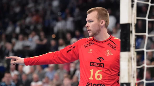 Der THW Kiel um Torwart Tomas Mrkva verlor gegen die MT Melsungen. - &copy; Gregor Fischer/dpa