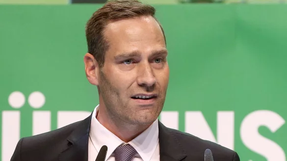 &laquo;Auch in Deutschland nimmt die Ablehnung der Demokratie, des Staates und staatlicher Autorit&auml;t zu&raquo;, sagt der Bundesvorsitzende der Gewerkschaft der Polizei (GdP), Jochen Kopelke. - &copy; Wolfgang Kumm/dpa