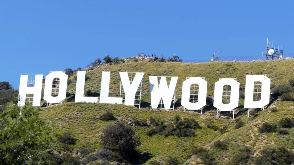 Der &laquo;Hollywood&raquo;-Schriftzug auf Mount Lee in Los Angeles. - &copy; Barbara Munker/dpa