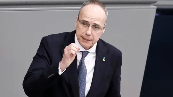 Peter Beuth ist der Innenminister des Landes Hessen. - &copy; Carsten Koall/dpa