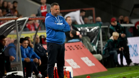 Herthas Trainer Pal Dardai steht mit seinem Team vor dem Abstieg.. - &copy; Federico Gambarini/dpa