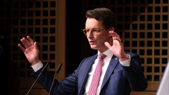 Der nordrhein-westf&auml;lische Ministerpr&auml;sident Hendrik W&uuml;st (CDU) spricht beim CDU Neujahrsempfang in D&uuml;sseldorf. - &copy; David Young/dpa