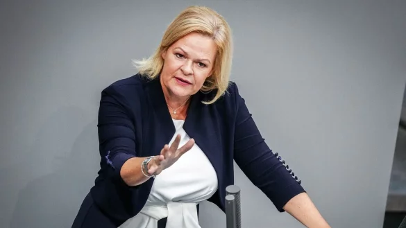 Bundesinnenministerin Nancy Faeser w&uuml;nscht sich eine europ&auml;ische L&ouml;sung in der Migrationspolitik. - &copy; Kay Nietfeld/dpa