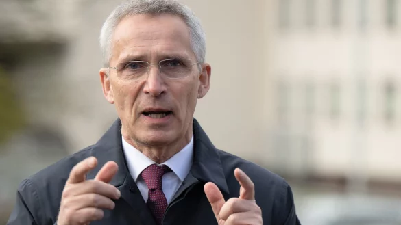 Jens Stoltenberg rechnet nicht mit einem schnellen Ende der K&auml;mpfe in der Ukraine. - &copy; Sebastian Gollnow/dpa