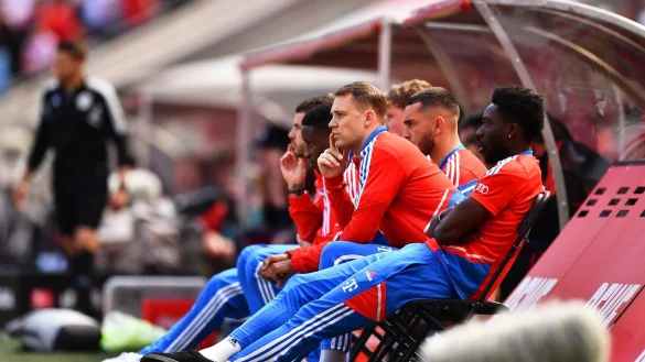 Der seit Monaten verletzten Bayern-Keeper Manuel Neuer wird in der &laquo;Kicker&raquo;-Rangliste nicht mehr gef&uuml;hrt. - &copy; Marius Becker/dpa