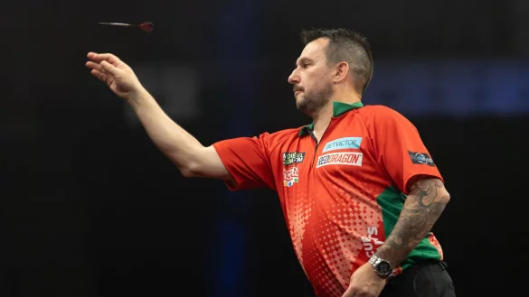 Will in Blackpool den Titel holen: Jonny Clayton. - &copy; J&uuml;rgen Kessler/dpa