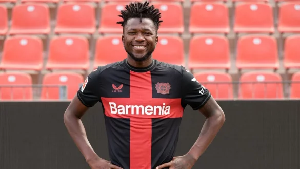 Hat bis 2028 in Leverkusen verl&auml;ngert: Innenverteidiger Edmond Tapsoba. - &copy; Henning Kaiser/dpa