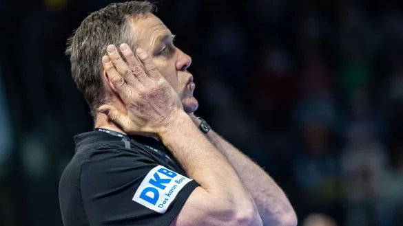Handball-Bundestrainer Alfred Gislason macht sich vor der Heim-EM Personalsorgen. - &copy; Andreas Gora/dpa