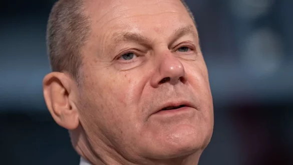 Bundeskanzler Olaf Scholz: &laquo;Wir wollen sehr klare, konkrete Festlegungen treffen, die es m&ouml;glich machen, dass wir das notwendige Tempo erreichen.&raquo; - &copy; Michael Kappeler/dpa