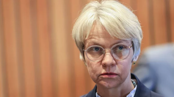 Dorothee Feller (CDU), Schulministerin, im Landtag. - &copy; Oliver Berg/dpa