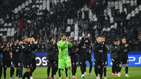 Die Eintracht musste sich Neapel mit 0:2 geschlagen geben. - &copy; Arne Dedert/dpa