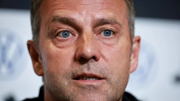 Bundestrainer Hansi Flick spricht vor dem Testspiel gegen Polen &uuml;ber Ilkay G&uuml;ndogan. - &copy; Christian Charisius/dpa