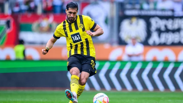 Dortmunds Emre Can in Aktion. - &copy; Tom Weller/dpa