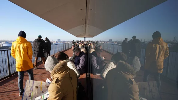 Der Besuch der Plaza der Hamburger
Elbphilharmonie bleibt weiterhin kostenlos. - © Marcus Brandt/dpa