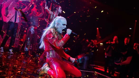 Chris Harms von Lord Of The Lost beim Vorentscheid zum Eurovision Song Contest 2023. - &copy; Rolf Vennenbernd/dpa