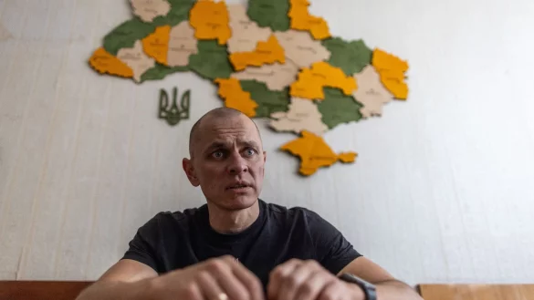 Dmytro Orlow, der Bürgermeister der von russischen Soldaten besetzten ukrainischen Kraftwerksstadt Enerhodar sieht eine große Unfall-Gefahr im Atomkraftwerk Saporischschja. - © Oliver Weiken/dpa