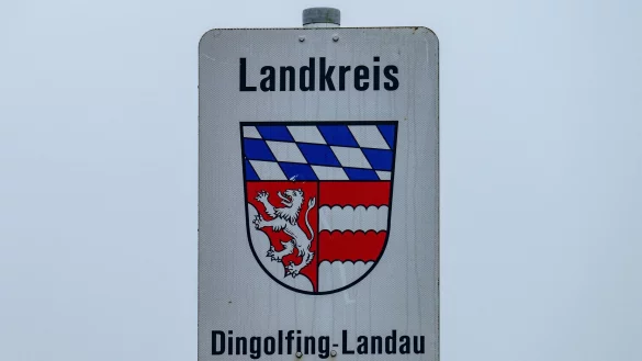 Mutma&szlig;liches Anschlagsziel war ein Weihnachtsmarkt im Raum Dingolfing. - &copy; Armin Weigel/dpa