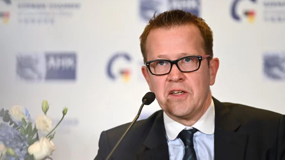 Die AHK in China sieht zunehmend Kooperationsbereitschaft deutscher Firmen mit Chinesen. - © Johannes Neudecker/dpa