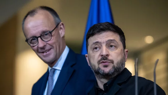 Kanzler Merz ist nach den Ukraine-Gespr&auml;chen etwas zuversichtlicher als Pr&auml;sident Selenskyj. - &copy; Michael Kappeler/dpa