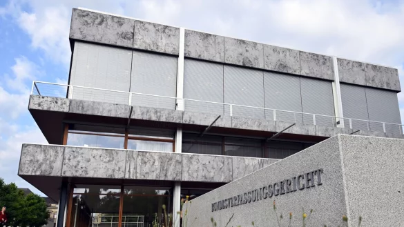 Karlsruhe hat ein Urteil aus Erfurt unter die Lupe genommen. (Archivbild) - &copy; Uli Deck/dpa