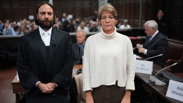 Ingo Bott, der Verteidiger von Christina Block, hat die Aussetzung oder Unterbrechung des Prozesses beantragt, woraufhin das Gericht f&uuml;nf Verhandlungstermine aufgehoben hat. - &copy; Marcus Brandt/dpa-Pool/dpa