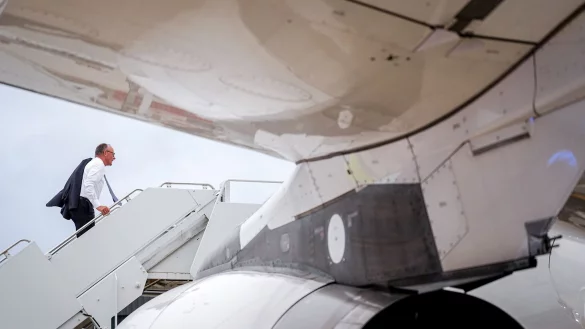 Die Reise nach Israel wird einer der wichtigsten Antrittsbesuche des Kanzlers. (Archivbild) - © Kay Nietfeld/dpa