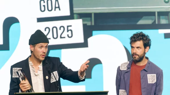 Protest auf offener Bühne: Zwei Preisträger lehnen die Auszeichnung ab - © Henning Kaiser/dpa