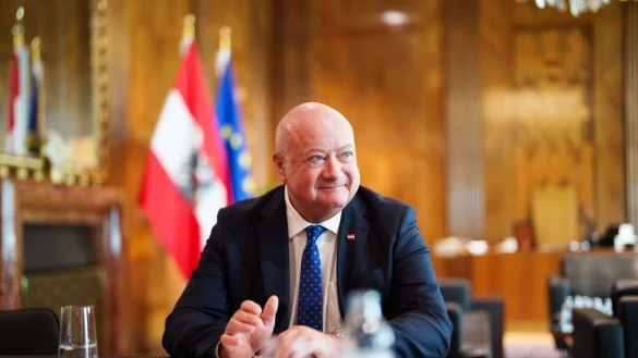 In &Ouml;sterreich streitet die Dreier-Koalition trotz aller gro&szlig;en inhaltlichen Unterschiede - zumindest bisher - kaum. - &copy; Eva Manhart/dpa