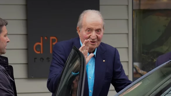 Bei den Feiern zum 50. Jahrestag seiner Thronbesteigung wird Juan Carlos in Spanien nur Zaungast sein. (Archivfoto) - &copy; &Aacute;ngel D&iacute;az Bri&ntilde;as/EUROPA PRESS/dpa