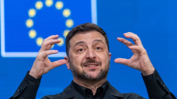 Dr&auml;ngt auf eine schnelle Entscheidung f&uuml;r Geld f&uuml;r sein Land: Der ukrainische Pr&auml;sident Wolodymyr Selenskyj. - &copy; Michael Kappeler/dpa