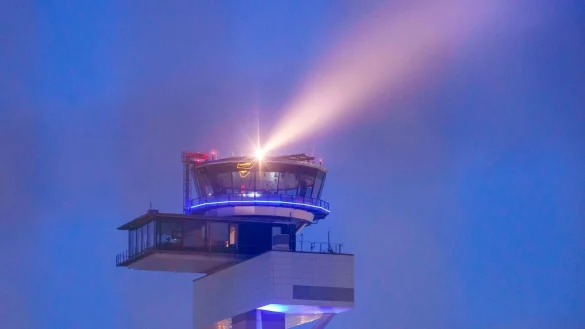 Die Maschine landete etwa eine halbe Stunde nach dem Start wieder in Frankfurt. (Archivfoto) - © Andreas Arnold/dpa