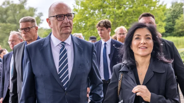 Brandenburgs Ministerpr&auml;sident Dietmar Woidke (SPD) erhofft sich von der Bundesregierung mehr Anstrengungen zur Senkung der Stromkosten (Archivbild). - &copy; Frank Hammerschmidt/dpa