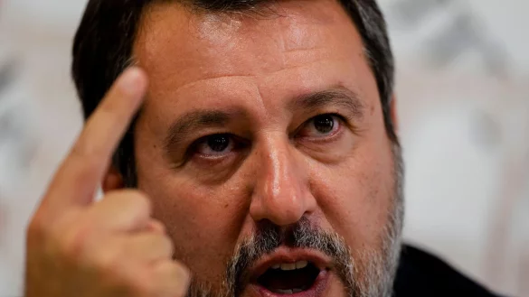 Matteo Salvini spricht erneut von &laquo;Schande&raquo;. (Archivbild) - &copy; Domenico Stinellis/AP/dpa