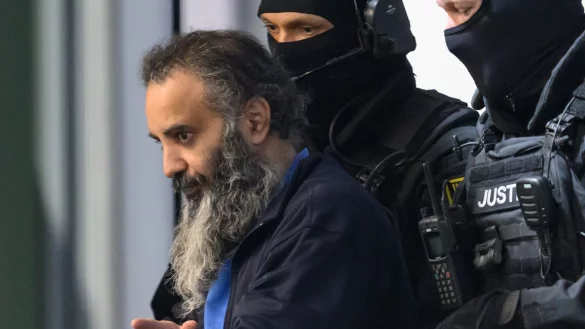 Der Angeklagte Taleb al-Abdulmohsen nannte am zweiten Prozesstag schockierende Details zur Tat. - &copy; Hendrik Schmidt/dpa