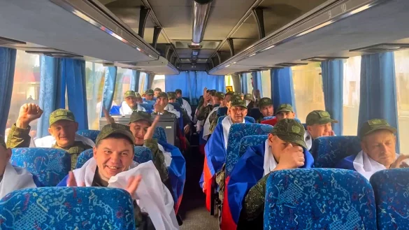 Schon im Juni hatten Russland und die Ukraine Kriegsgefangene ausgetauscht. (Archivbild) - © Uncredited/Russian Defense Ministry Press S/dpa