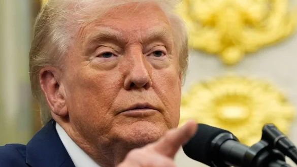 Donald Trump schlägt wieder versöhnlichere Töne Richtung China an. - © Alex Brandon/AP/dpa