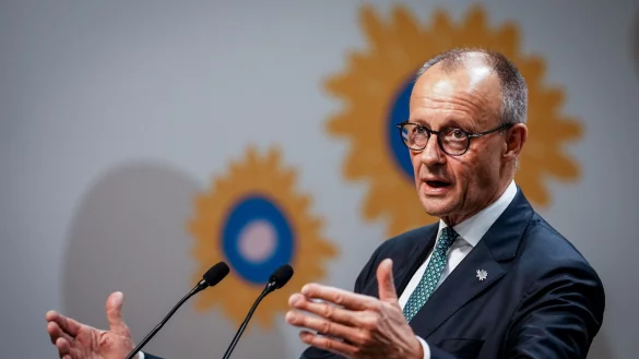 Merz: Bald Wiederaufnahme Chiplieferungen von Nexperia - &copy; Kay Nietfeld/dpa