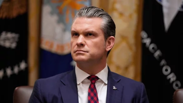 US-Verteidigungsminister Pete Hegseth informierte auf X. (Archivbild) - &copy; Julia Demaree Nikhinson/AP/dpa