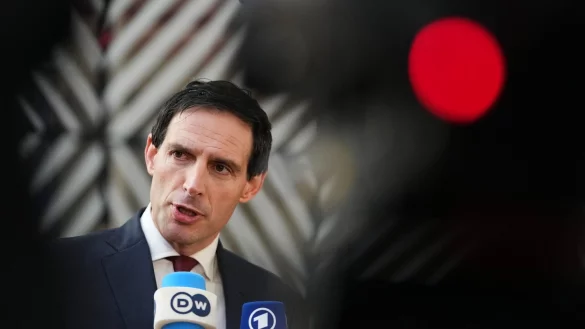 Hoekstra k&uuml;ndigt an, dass die EU auf dem Klimagipfel f&uuml;r mehr Ehrgeiz k&auml;mpfen will. - &copy; Virginia Mayo/AP/dpa