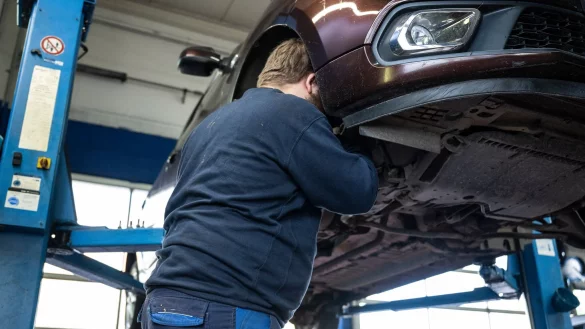 Die Preise f&uuml;r Autoreparaturen haben deutlich angezogen. (Archivbild) - &copy; Hannes P Albert/dpa