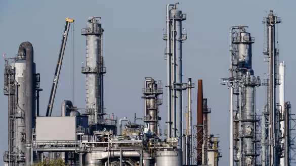 Die Stimmung in der Chemischen Industrie hat sich deutlich verschlechtert. (Archivbild) - &copy; Uwe Anspach/dpa