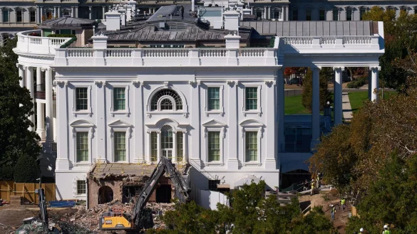 Nach Angaben des Wei&szlig;en Hauses wurden alle historischen Elemente aus dem Ostfl&uuml;gel dokumentiert und eingelagert. - &copy; Jacquelyn Martin/AP/dpa