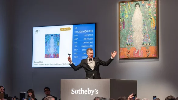 Das Klimt-Werk ist nun das zweitteuerste je bei einer Auktion versteigerte Kunstwerk. - &copy; -/Sotheby\\\'s/dpa