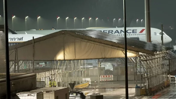 Grund f&uuml;r die Umleitung war laut Airline Brandgeruch im Cockpit. - &copy; Ehsan Monajati/dpa