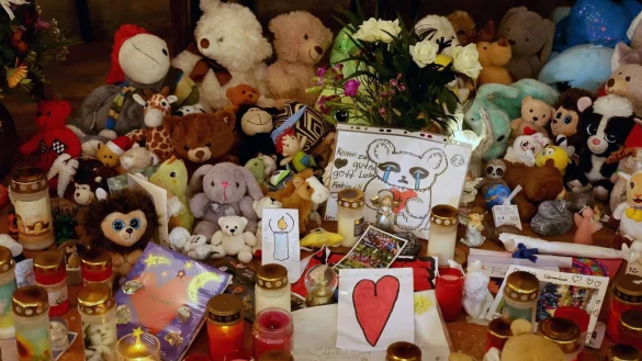 Der Tod des Achtj&auml;hrigen hatte weit &uuml;ber G&uuml;strow hinaus f&uuml;r Best&uuml;rzung gesorgt. - &copy; Bernd W&uuml;stneck/dpa