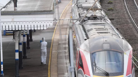 Nach der Messerattacke in einem Zug nahe Huntingdon wurde der Tatverd&auml;chtige angeklagt. - &copy; Joe Giddens/PA Wire/dpa